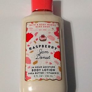 Bath & Body Works Raspberry Jam Donut Lotion